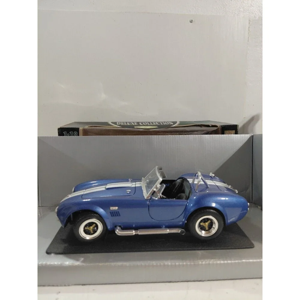 Road Signature 1:18 Diecast 1964 Shelby Cobra 427 S/C Convertible w/box